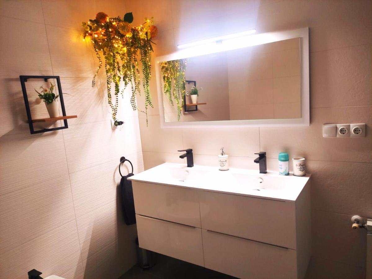 Rosalia 5 Estrellas - Garaje Free - 90M2 Granada Exteriör bild